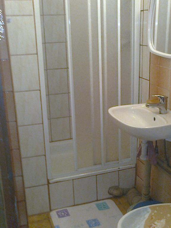 Maxim Pokoje Goscinne Iwonicz-Zdrój Exteriér fotografie
